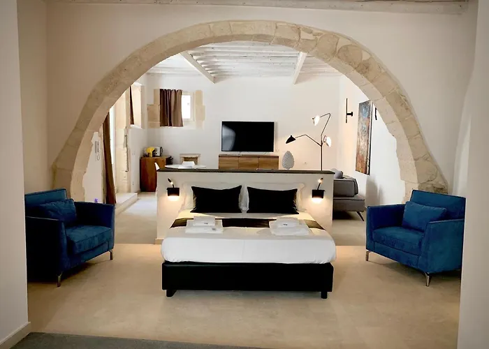 Isabella Di Castiglia Apartments Syrakus