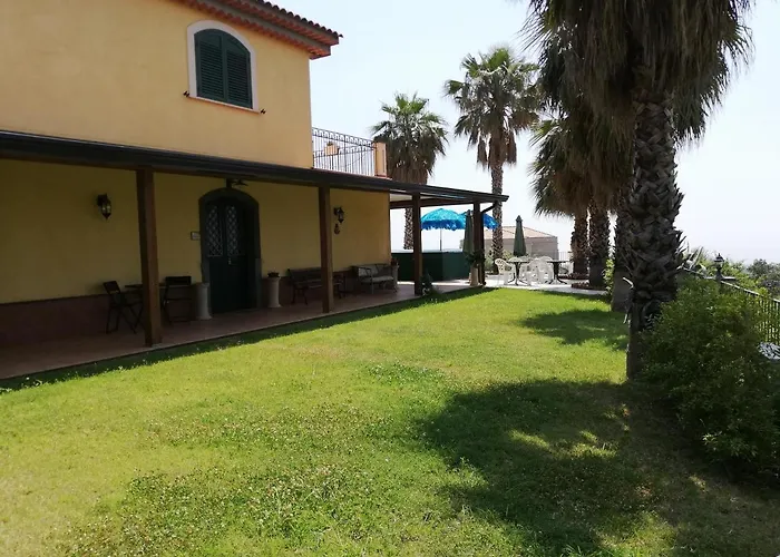 Bed and Breakfast La Casa del Melograno Santa Venerina