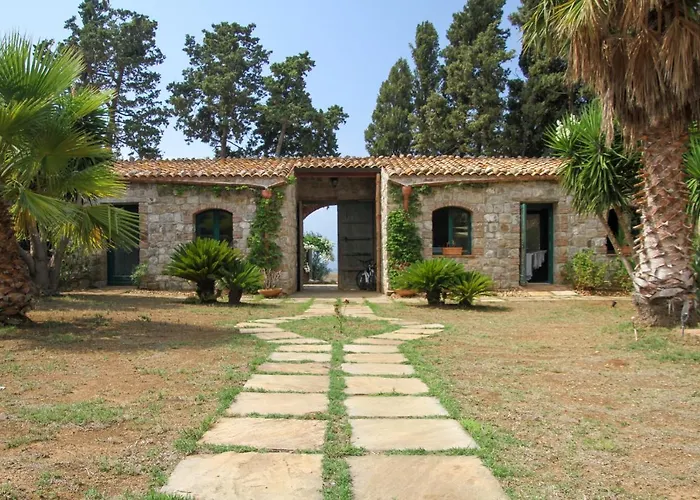 Masseria Del Piano Cefalù Mit Golfplatz