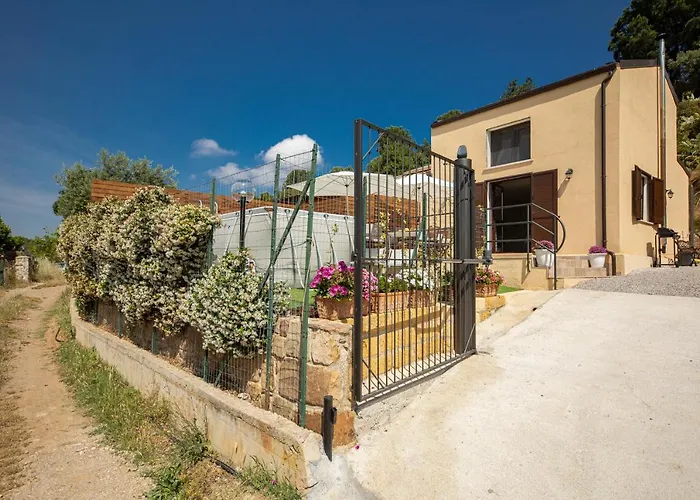 Private Casa Vacanze Villa Baronessa Cefalu