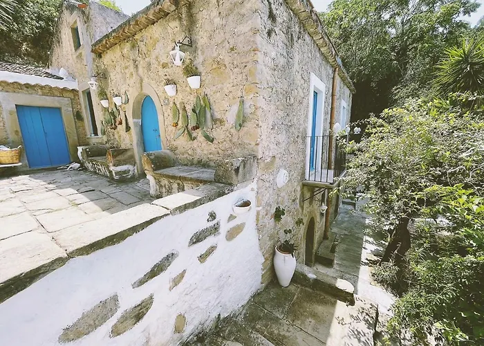 Bed and Breakfast La Casa Del Nespolo Capo dʼOrlando