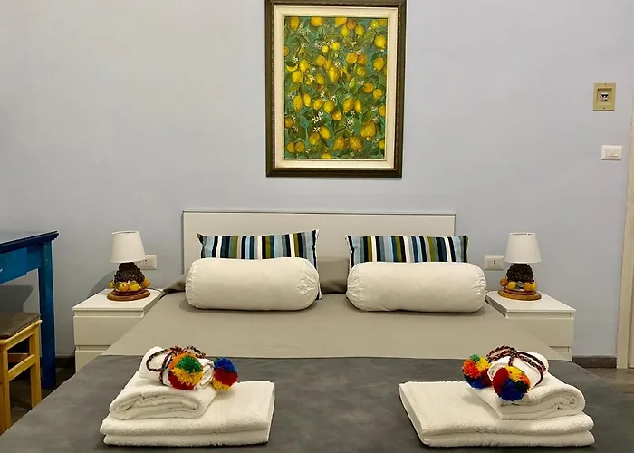 Chiaro Di Luna Taormine acceptant les animaux