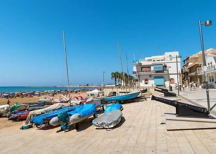 Bed and Breakfast Debel House Marina di Ragusa
