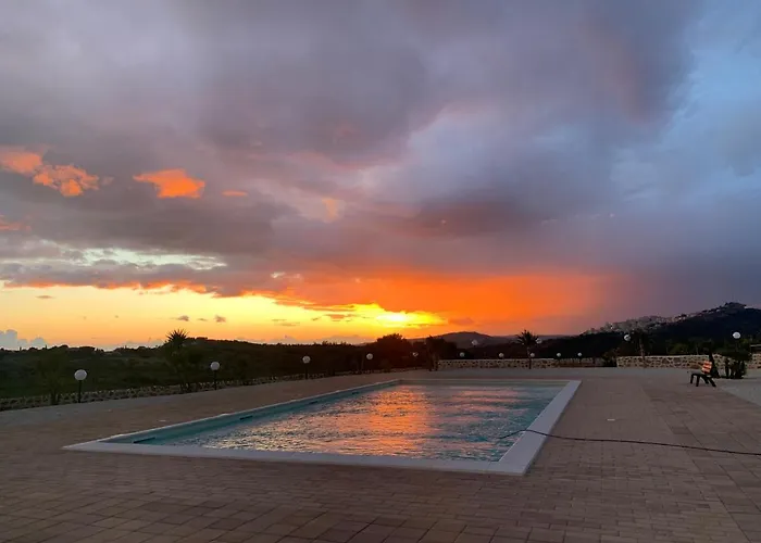 Villa Monte Mosè à Agrigente avec Piscine