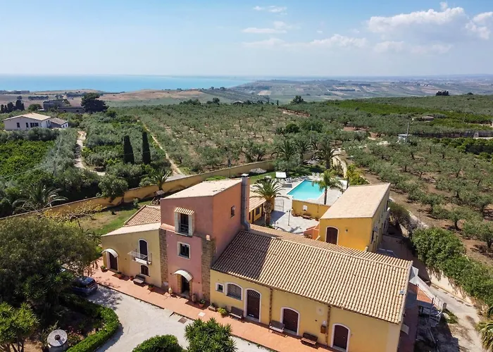 Maison d'hôtes Torre Tabia à Sciacca avec Piscine