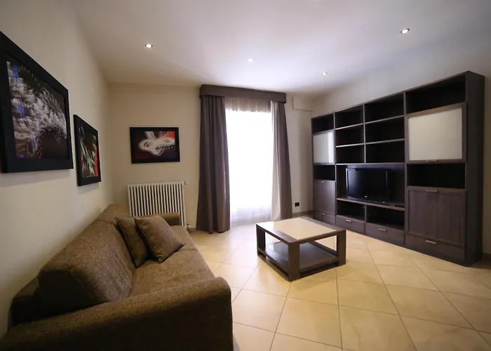 Palermo Hotels With Jacuzzi in Room near Norman Palace