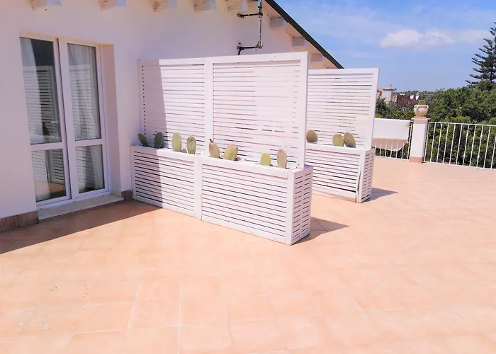 Hotel Residence Noto Marina E Spa