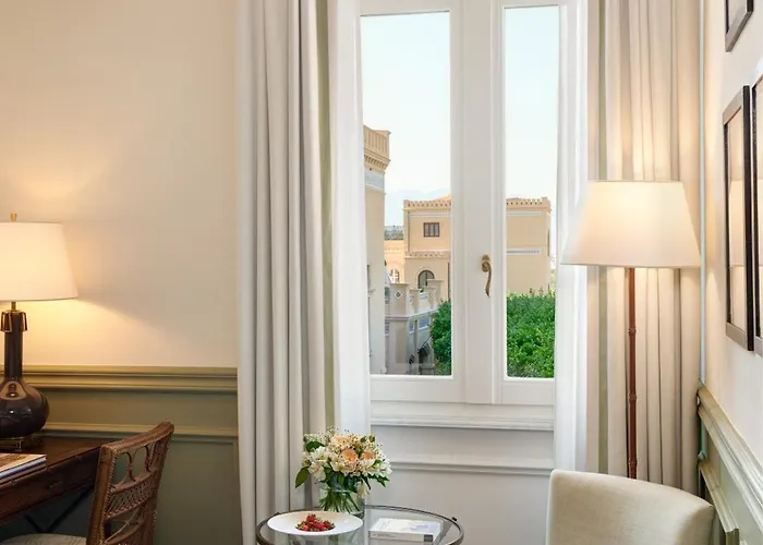 Palermo hotels near Church of San Giovanni degli Eremiti