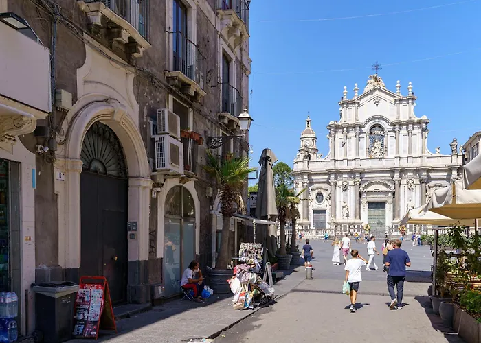 La Finestra Sul Duomo Bed & Breakfast Catania