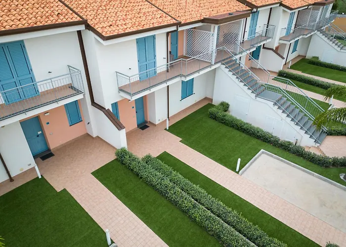 Icaro Apartments SantʼAgata di Militello