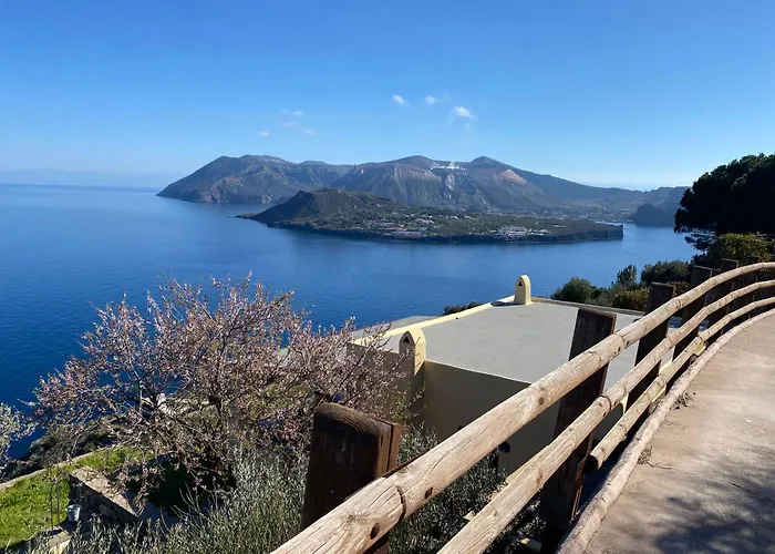 Lipari Centro Storico 5 Mins From Port Casa Celeste