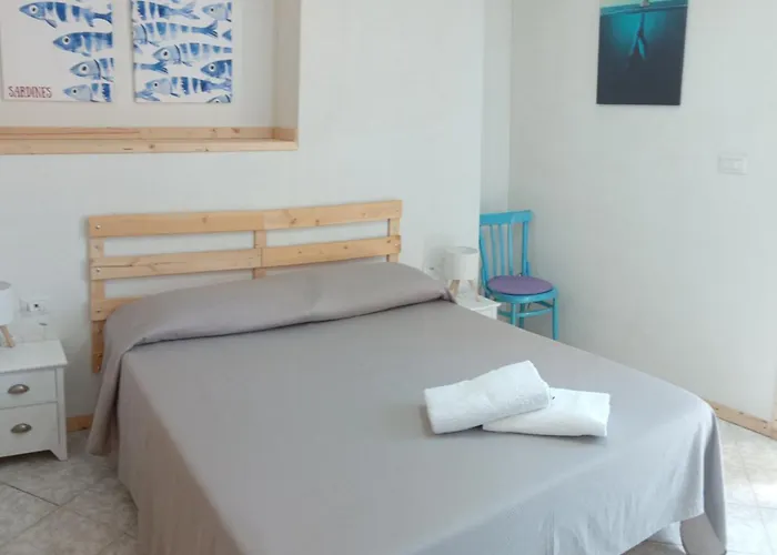 Salvone'S House B&B Giardini-Naxos