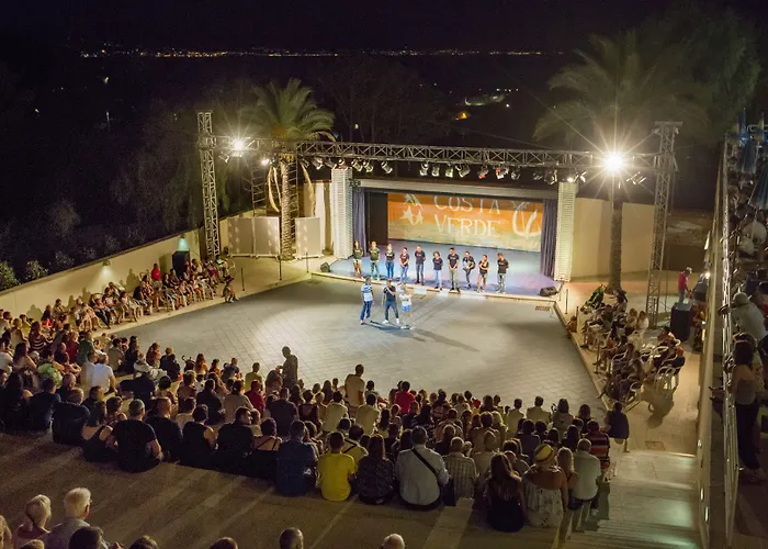 Hotel Costa Verde Cefalù Con una pista da Golf