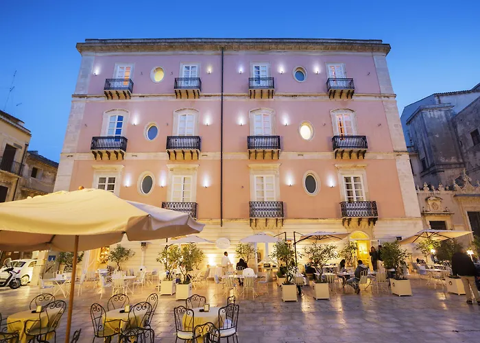 Palazzo Artemide - Vretreats, An Slh Hotel Syracuse With Golf Course