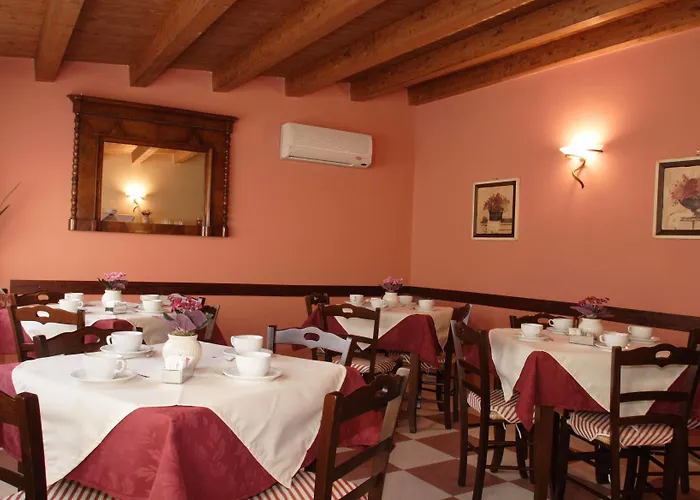 Sorella Luna Syracuse