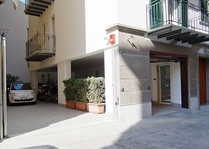Bb 10 Serpotta - Palazzo Riolo & Restaurant Palermo