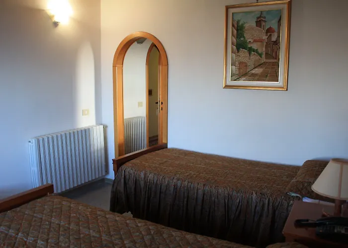 Erice hotels near Bonagia