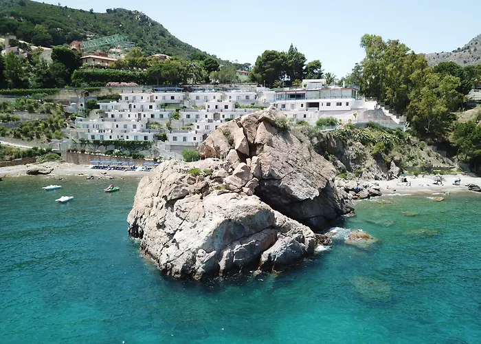 Best Cefalu Hotels For Families With Kids
