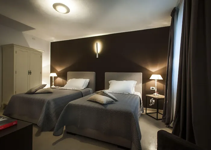 Bb 22 Palace Palermo