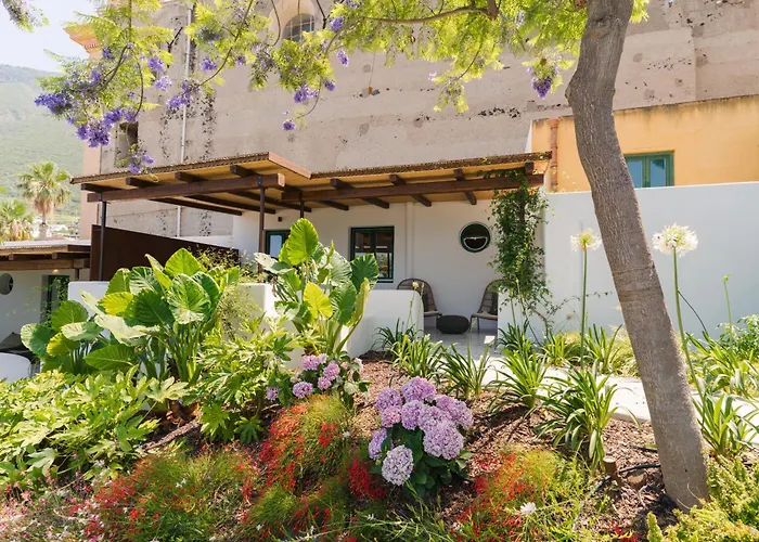 Hotel Ravesi Malfa 