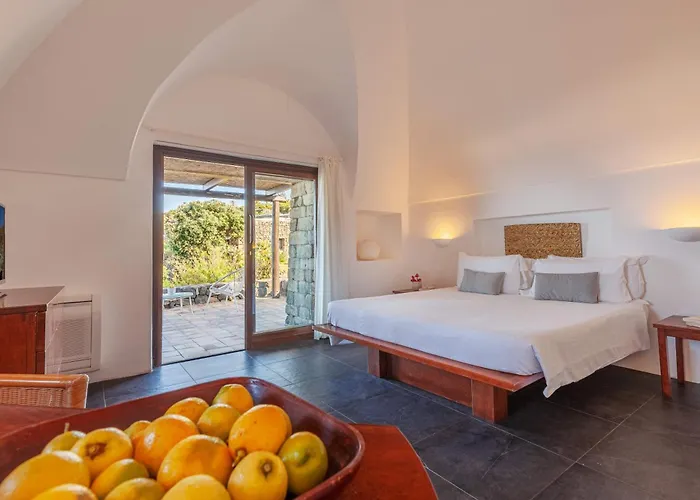 Boutique Pantelleria Dream Resort Tracino