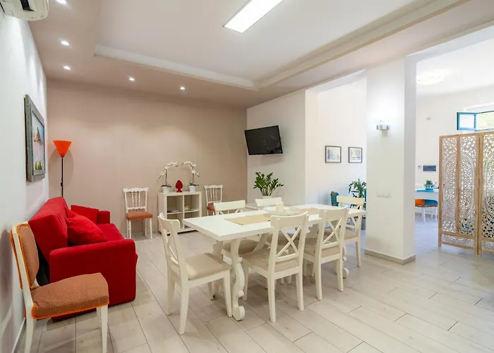 Guest Home Rose Giardini Naxos