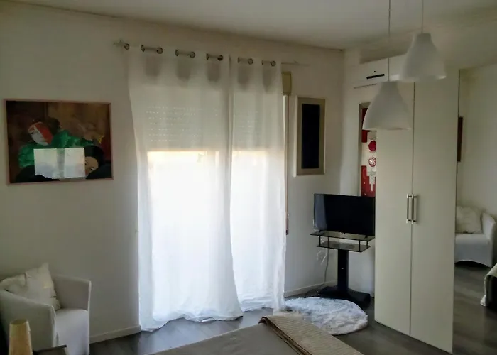 Syracuse Vacation Rentals near Vigan Airport (vgn)