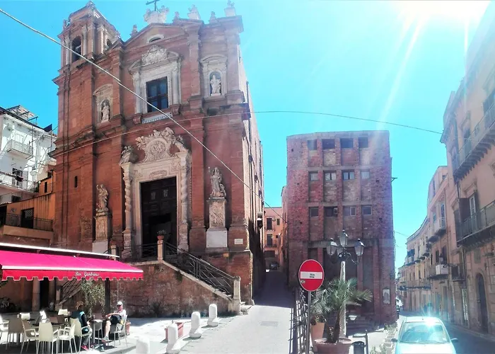 Agrigento hotels near Abbazia di Santo Spirito