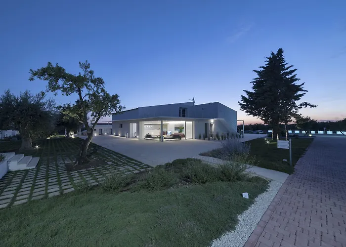 Chiaramonte Gulfi Hotels