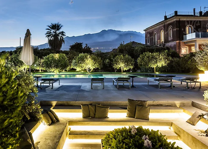 Riposto Hotels