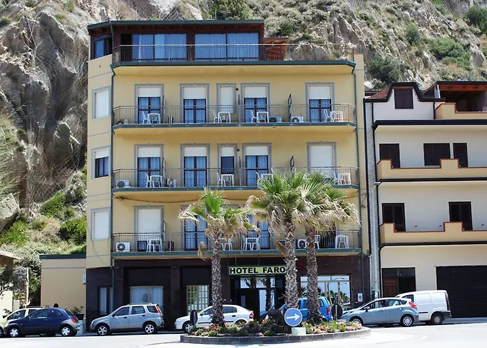 Nuovo Hotel Faro Capo dʼOrlando
