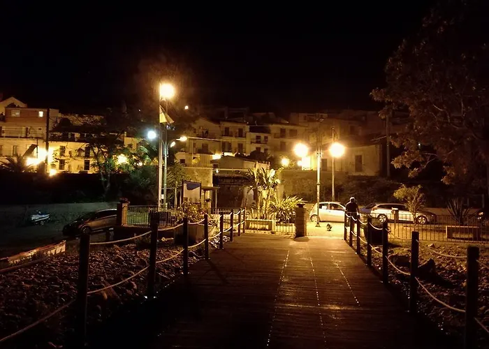 Casa Verde Mare Castel di Tusa con Piscina
