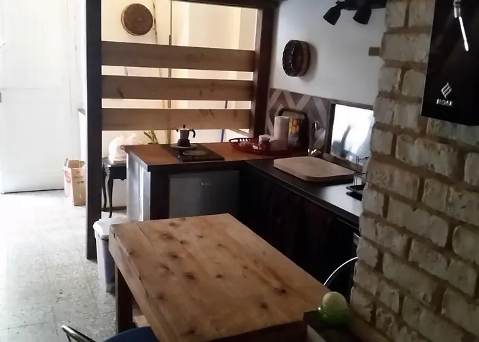 Pet friendly La Discesa Di San Camillo Apartment Catania
