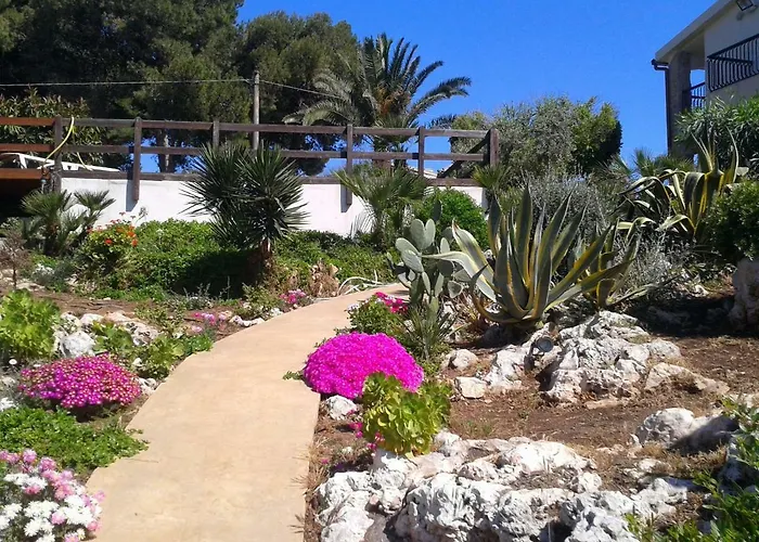 Privates Villa A Due Passi Dal Mare Con Piscina Fontane Bianche