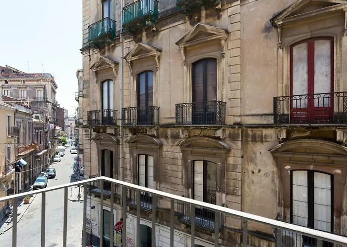 Bed and Breakfast Dimora Minima Catania