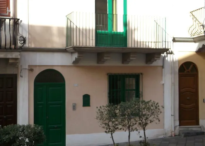 Villa Centrostoricolipari