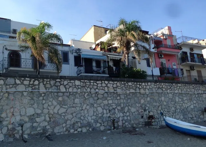 Casa Nicole Fronte Mare Villa Giardini-Naxos